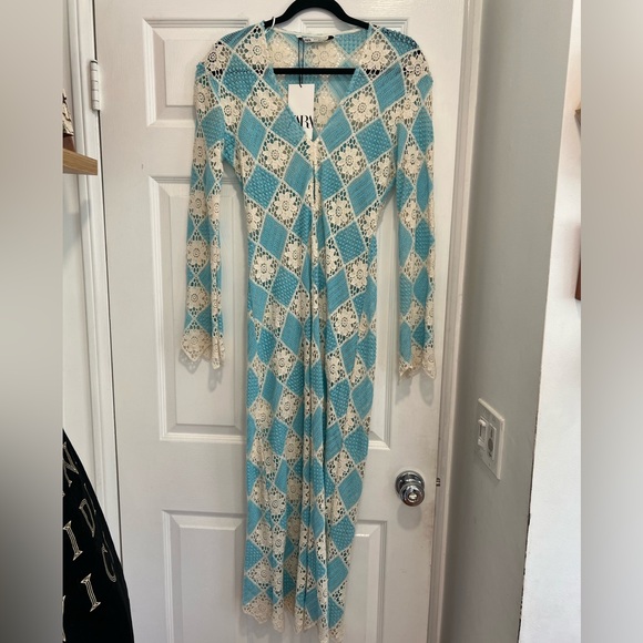Zara Crochet Blue and Cream Long Sleeve Dress - Picture 3 of 6